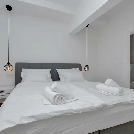 Teraca 2 Apartment *